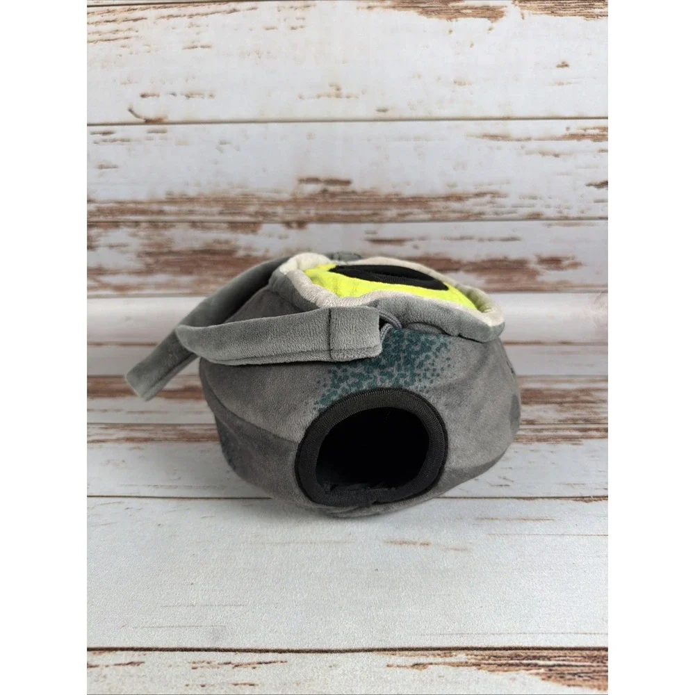 Chewy Disney Hocus Pocus Cauldron Plush Squeaky Dog Toy Rare Used Cauldron